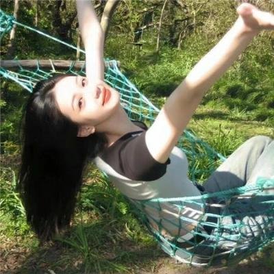 葛妮斯派特洛之风情万种